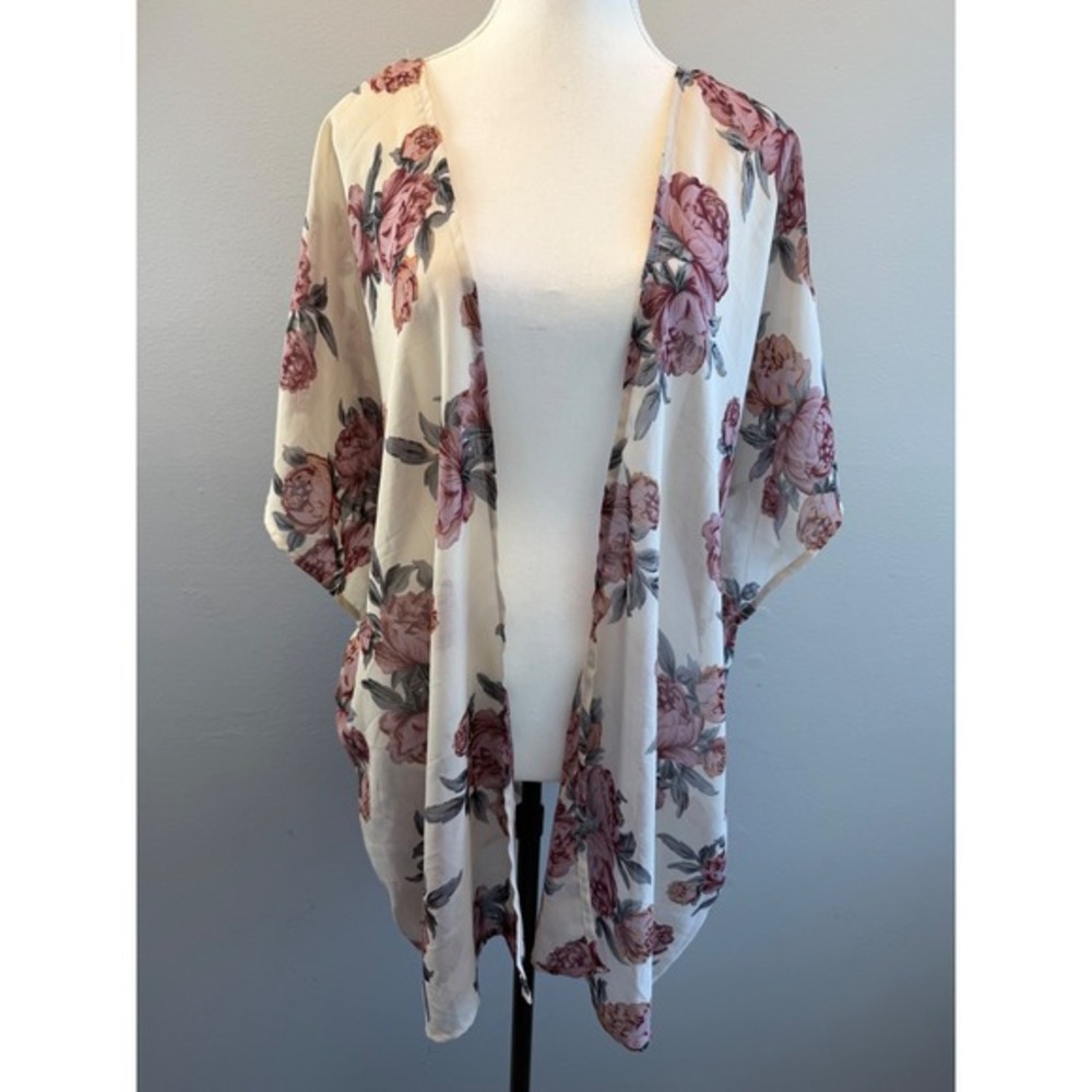Daytrip Buckle Medium Floral Kimono Duster Macrame Chiffon Boho Western Layering